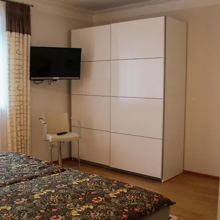 Appartamento Sterzl Mit Terrasse Im *